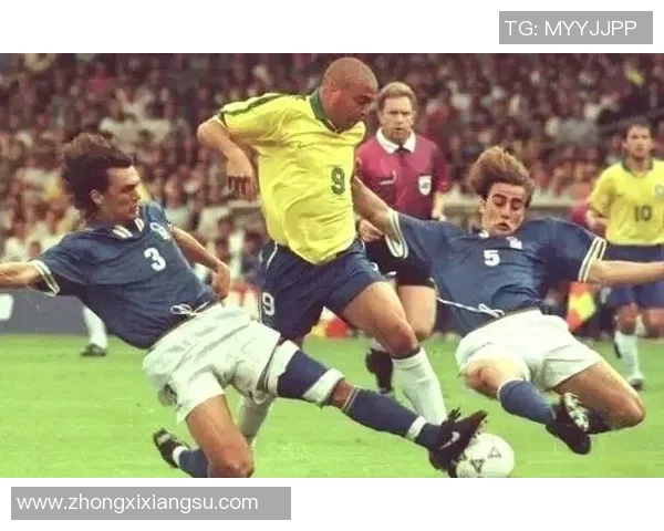 全球足球传奇：盘点各国最伟大的球星及其辉煌成就