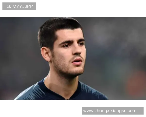 莫拉塔足球风采海报墙贴展现锋线王者气质与卓越技艺 莫拉塔足球风采海报墙贴展现锋线王者气质与卓越技艺