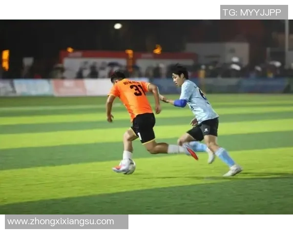 燃情绿茵瞬间足球巨星震撼入场全场欢呼点燃激情时刻